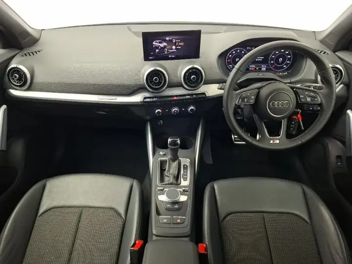 Audi Q2 2023 photo 3
