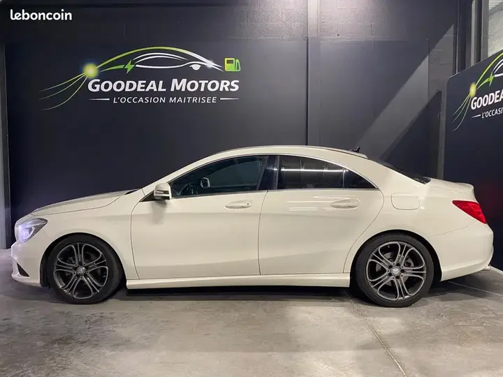 Mercedes-Benz Cla 200 2015 photo 3