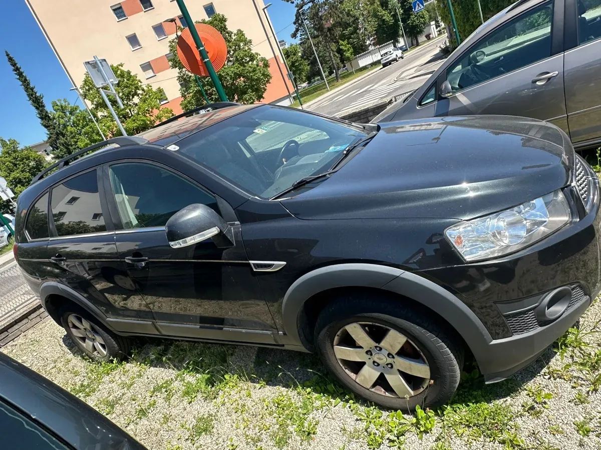 Chevrolet Captiva 2012 photo 3