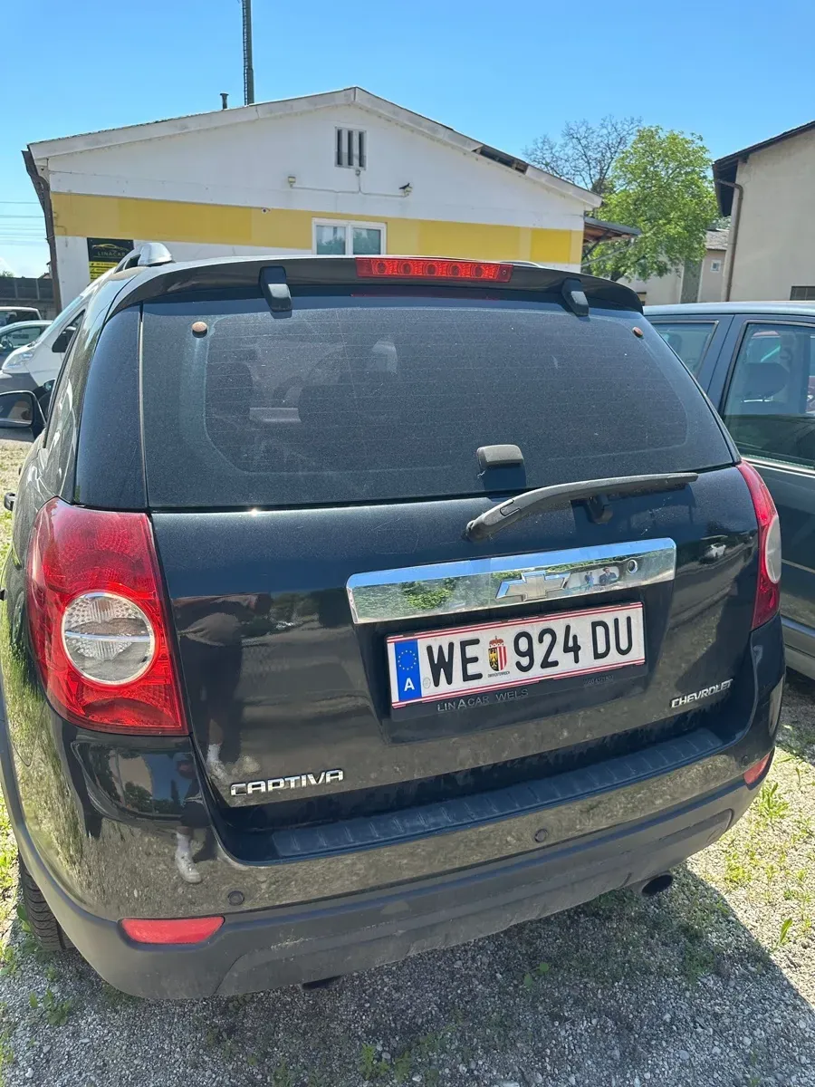 Chevrolet Captiva 2012 photo 2