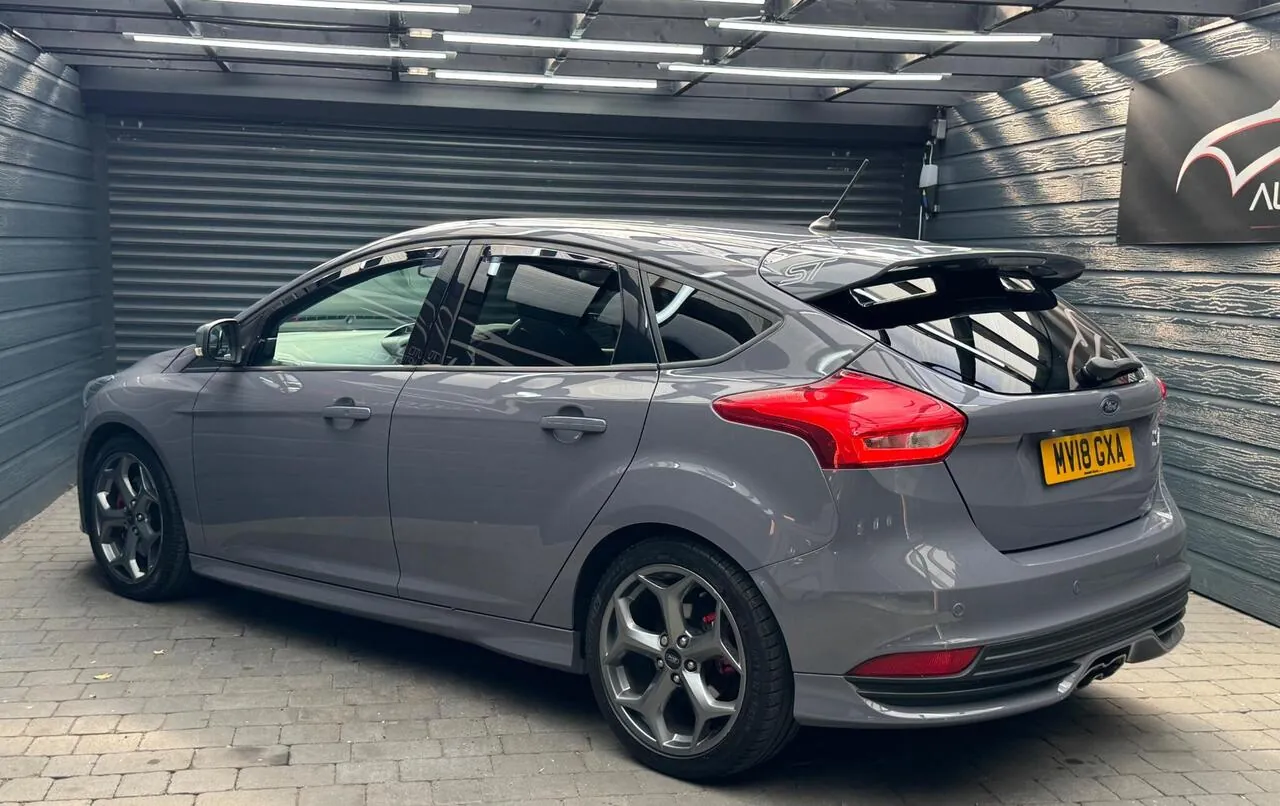 Ford Focus 2018 photo 5