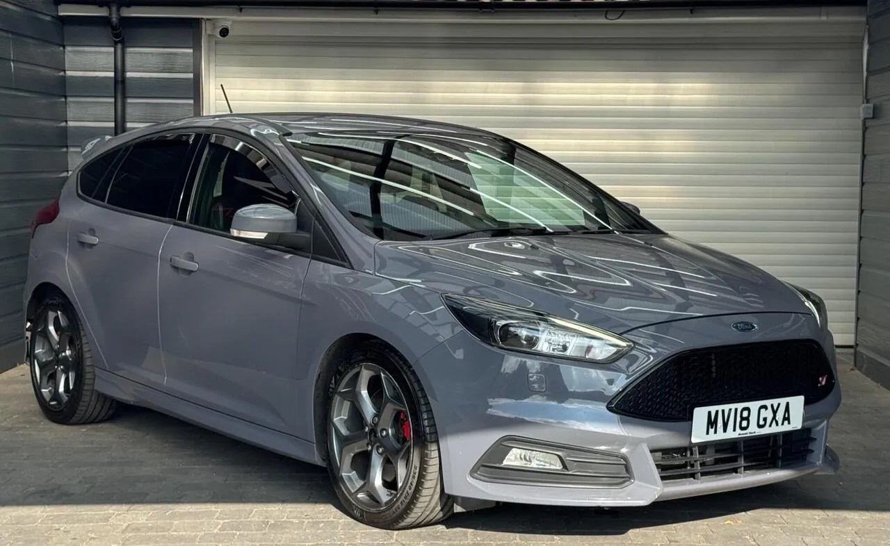 Ford Focus 2018 photo 3