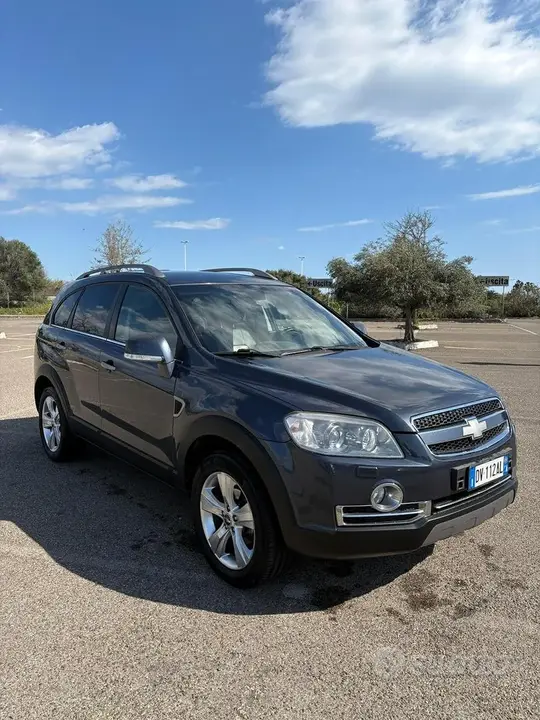 Chevrolet Captiva 2009 photo 2