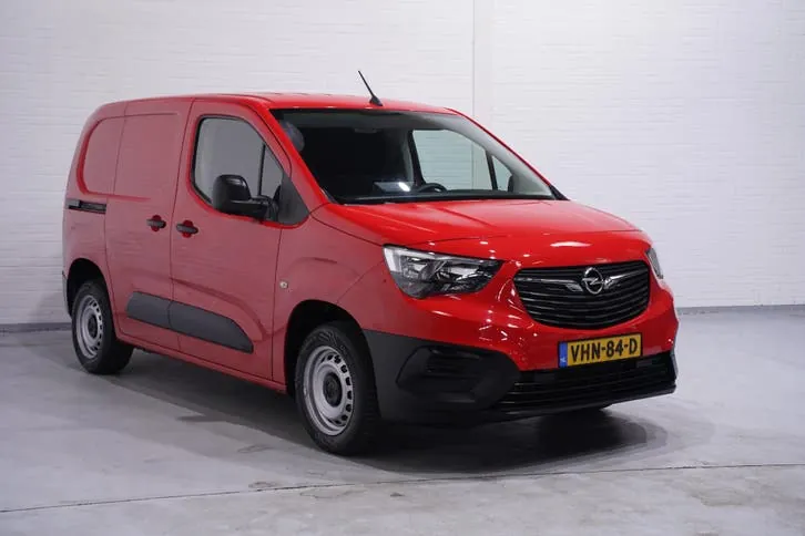 Opel Combo 2020 photo 2