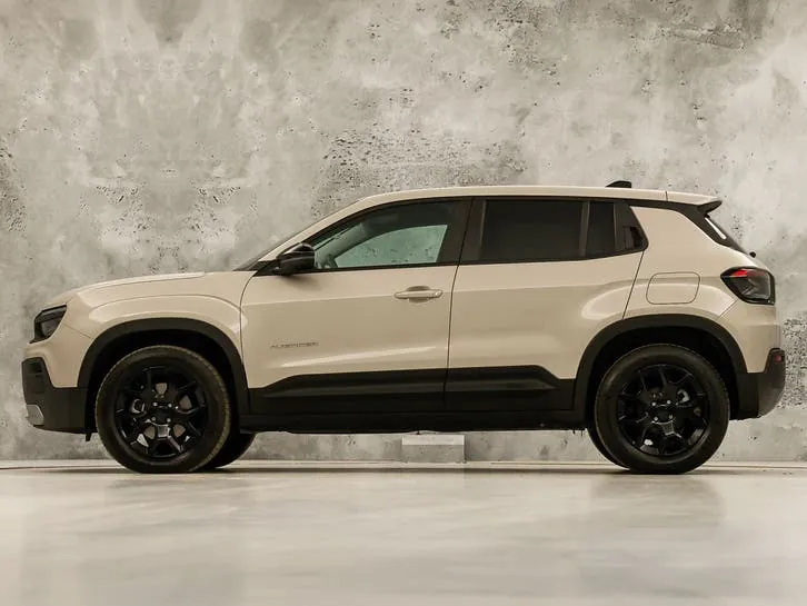 Jeep Avenger 2025 photo 2