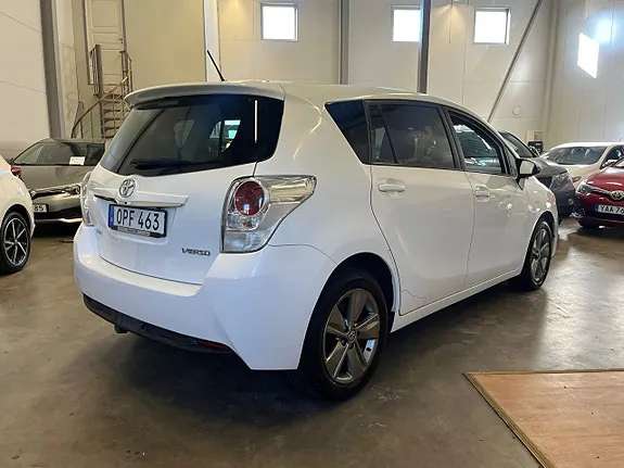 Toyota Verso 2014 photo 3