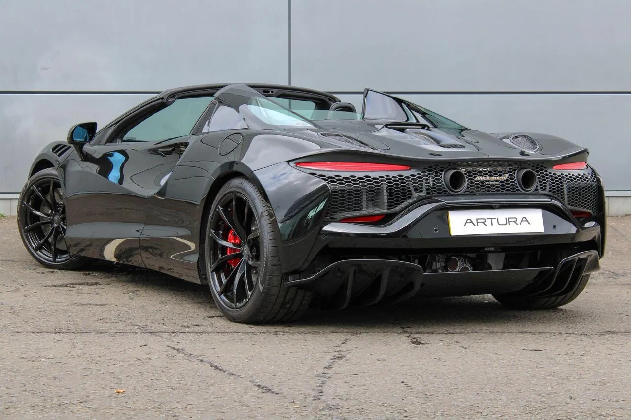 Mclaren Artura 2026 photo 2