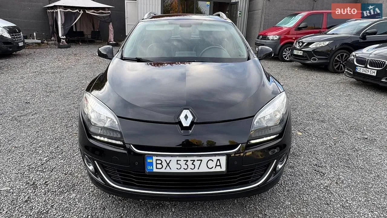 Renault Megane 2012 photo 2