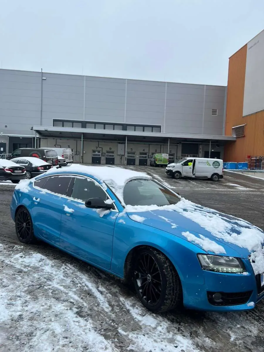 Audi A5 2011 photo 2