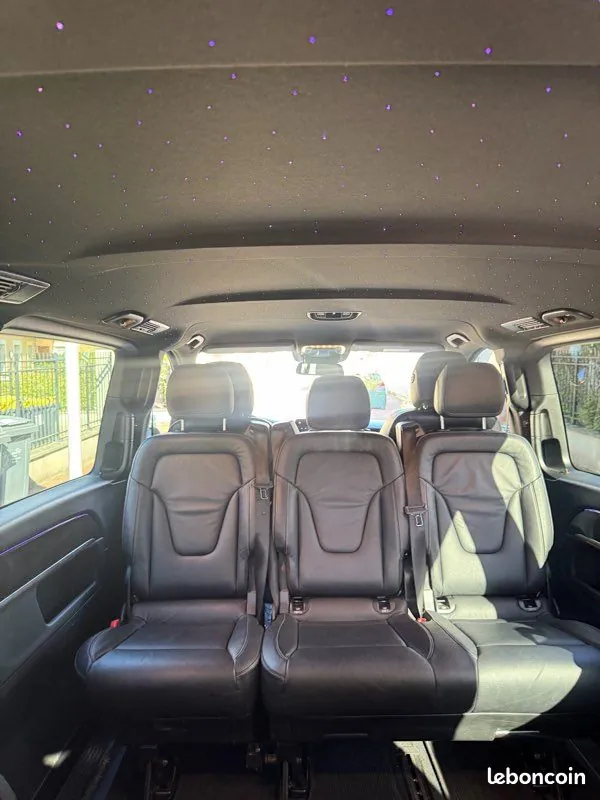 Mercedes-Benz V 2021 photo 3