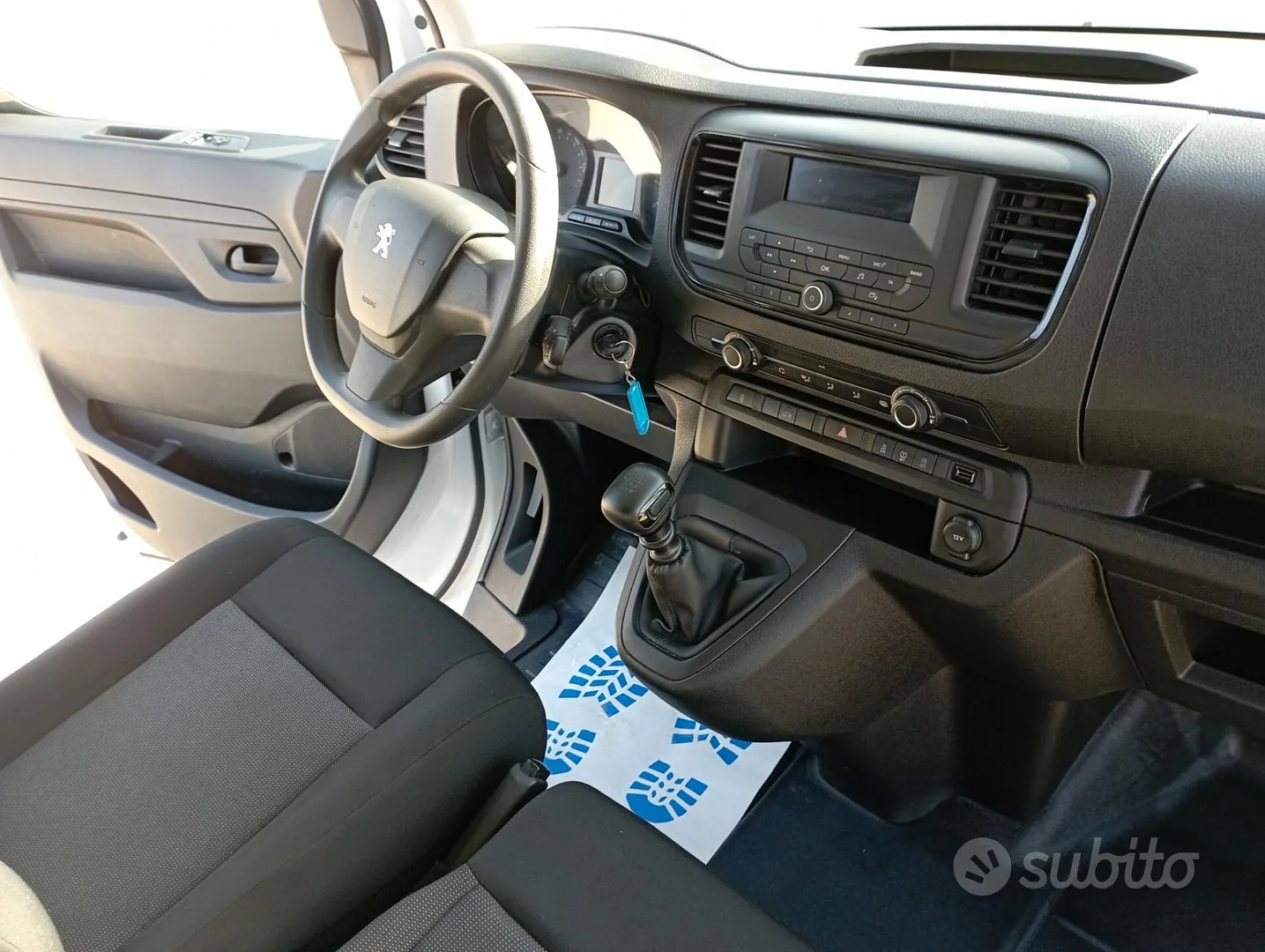 Peugeot Expert 2023 photo 4