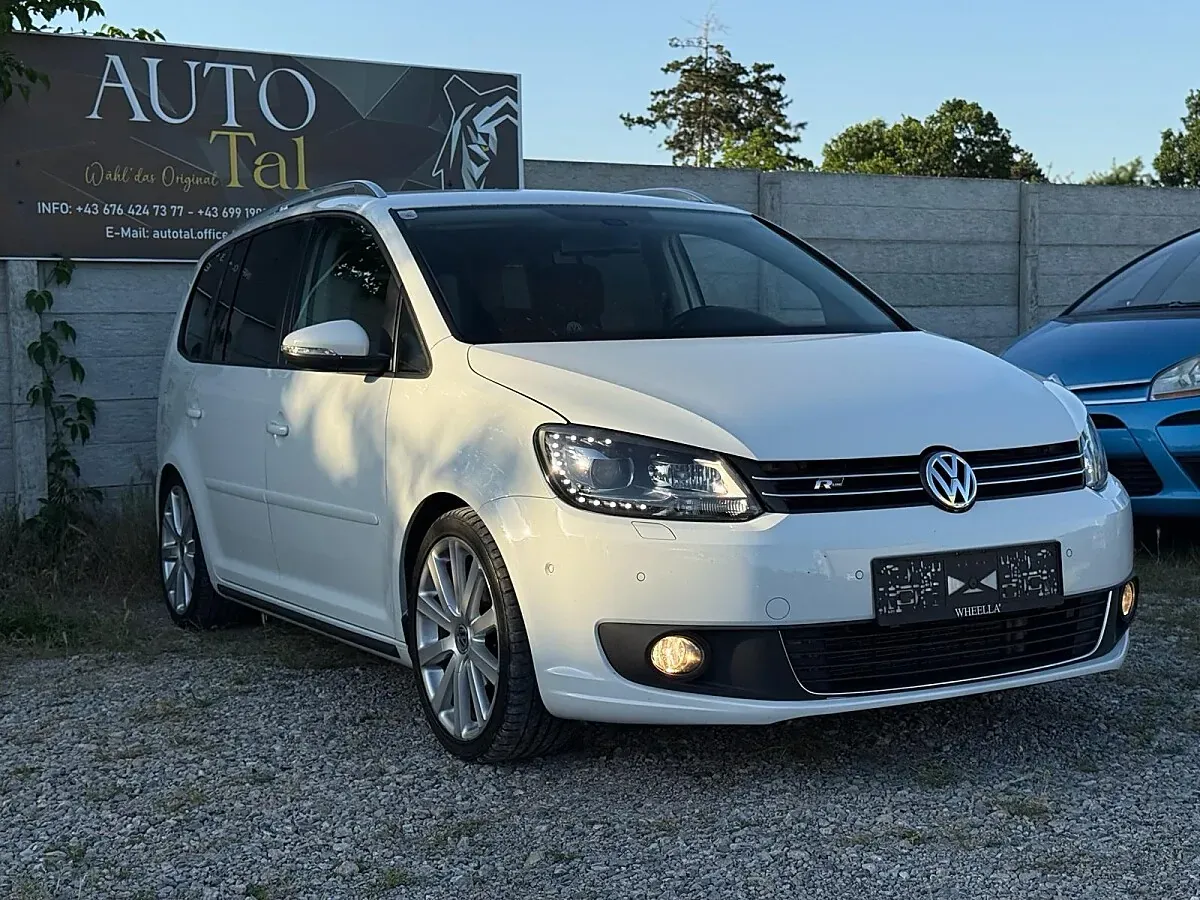 Volkswagen Touran 2015 photo 2