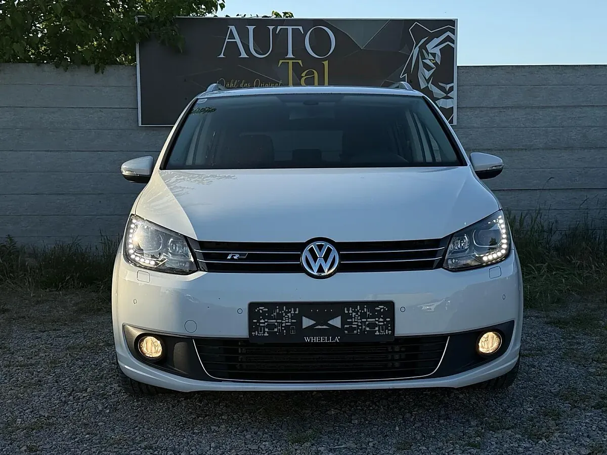 Volkswagen Touran 2015 photo 3