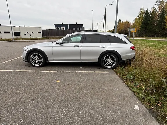 Mercedes-Benz E220 D 2018 photo 4