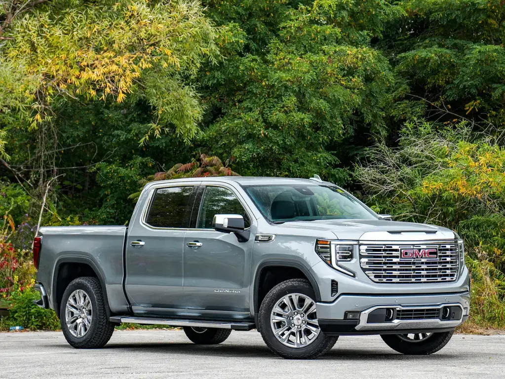GMC Sierra 1500 2026 photo 2