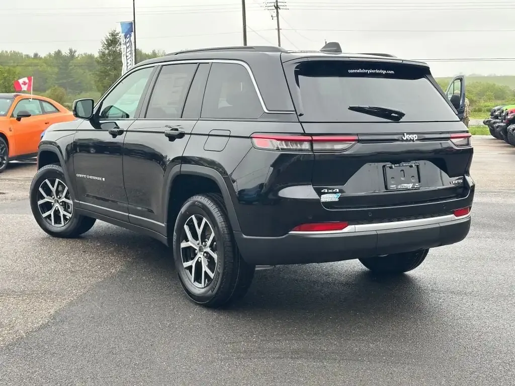 Jeep Grand Cherokee 2026 photo 5