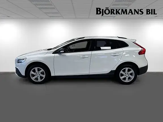 Volvo V40 Cross Country 2019 photo 4