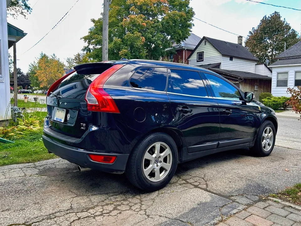 Volvo Xc60 2012 photo 2