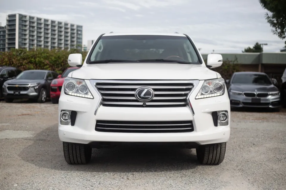 Lexus Lx 570 2015 photo 2
