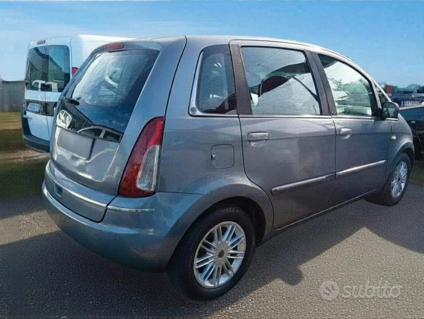 Lancia Musa 2012 photo 3