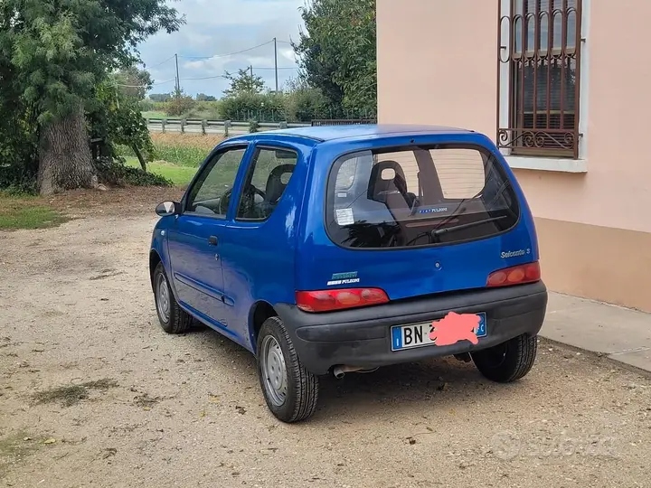 Fiat Seicento 2001 photo 2