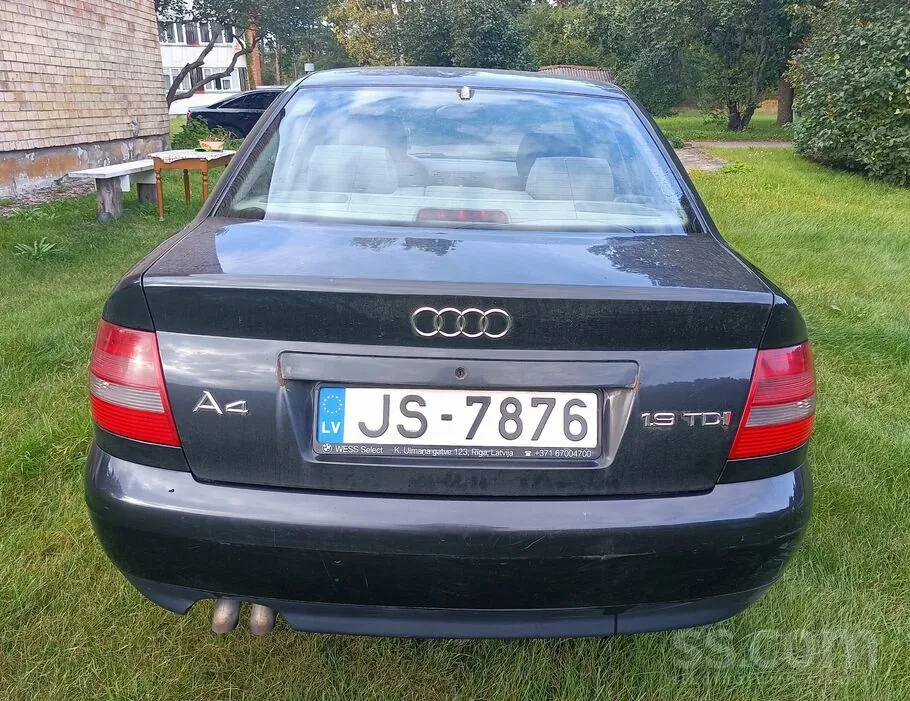 Audi A4 1999 photo 2