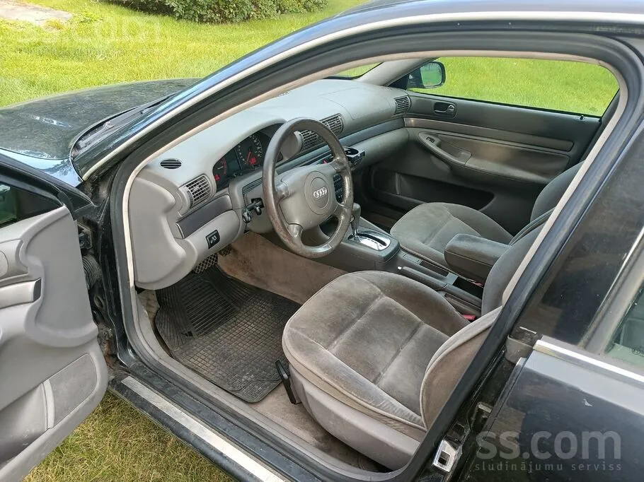 Audi A4 1999 photo 5