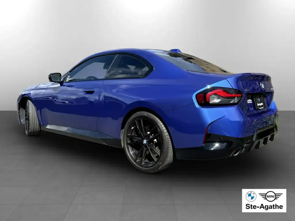 BMW 2 Series 2023 photo 3