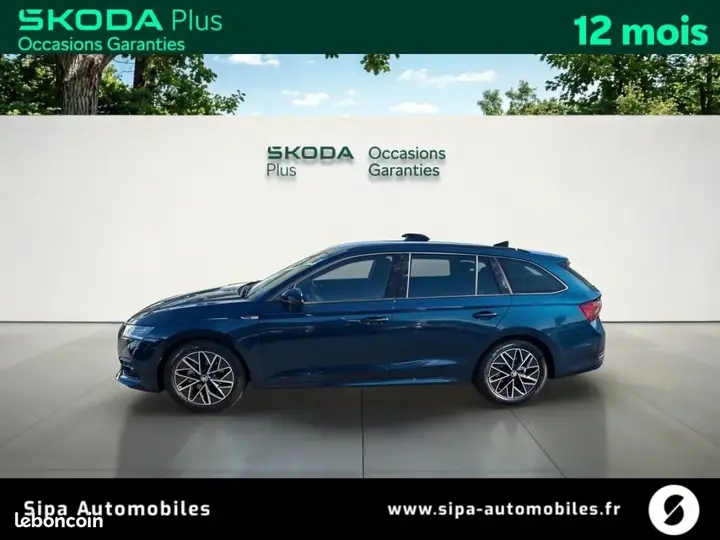 Skoda Octavia 2023 photo 2