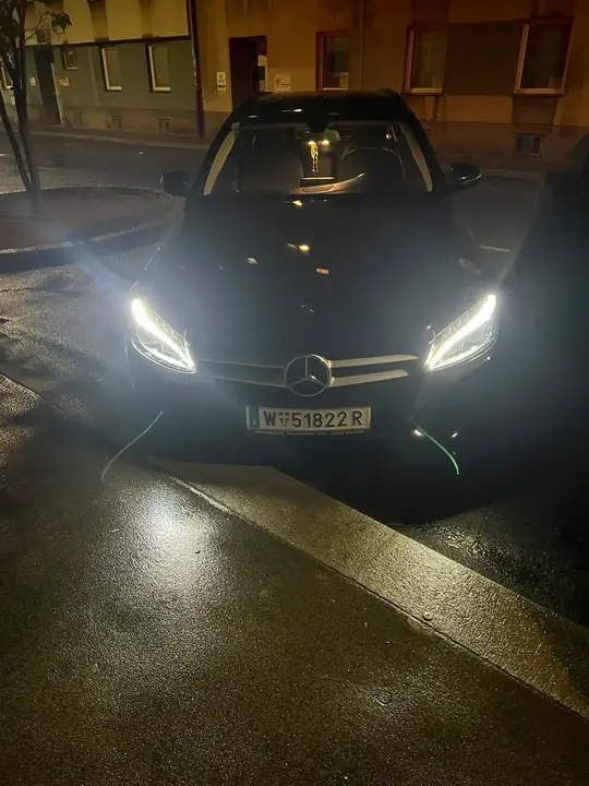 Mercedes-Benz C-Class 2018 photo 3