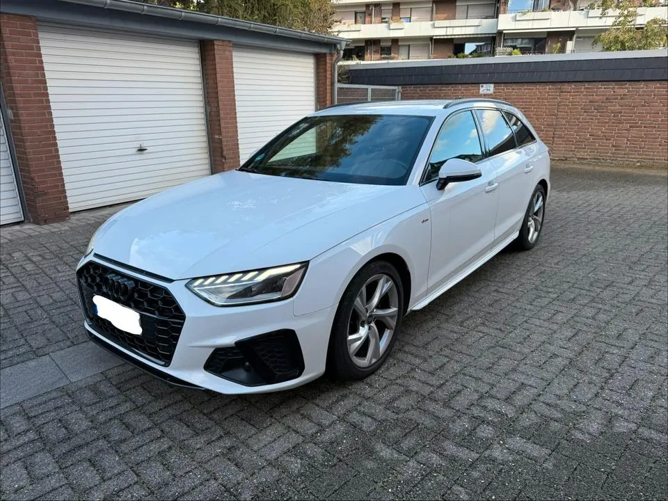 Audi A4 Avant