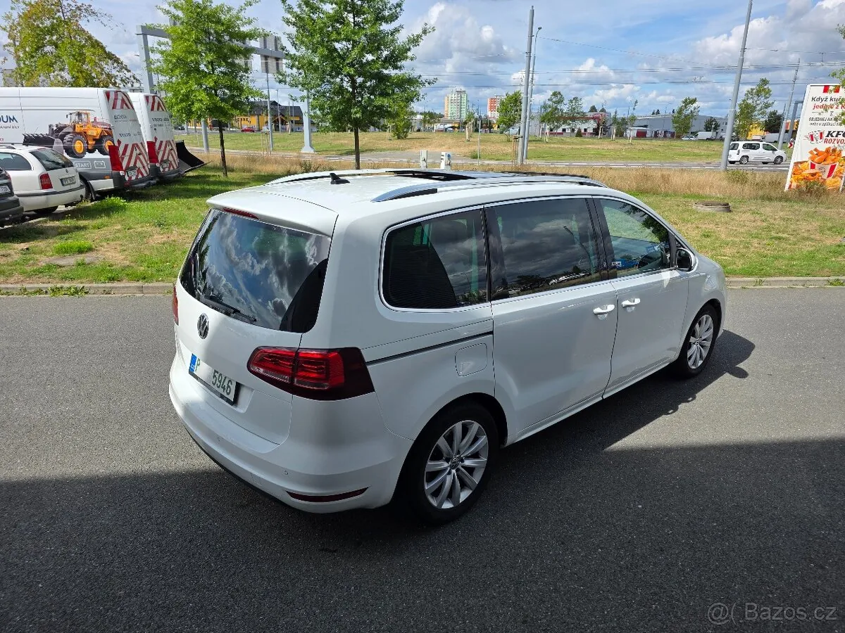 Volkswagen Sharan 2016 photo 3