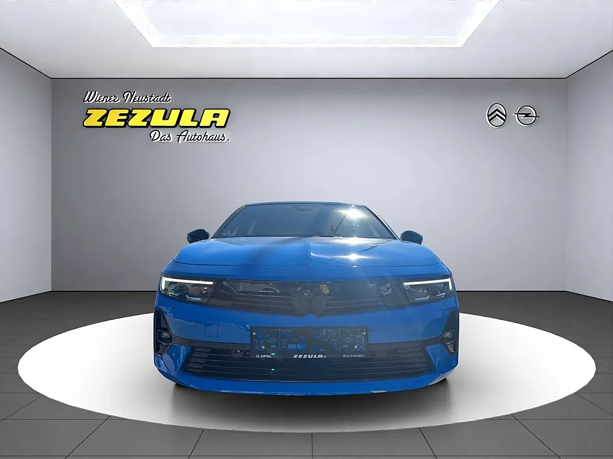 Opel Astra 2025 photo 2