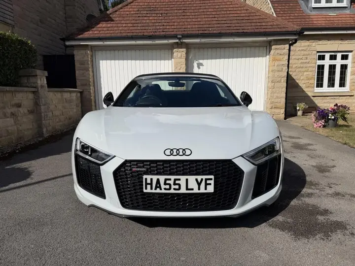 Audi R8 2018 photo 2
