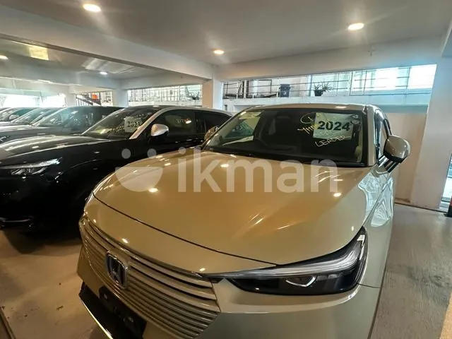 Honda Vezel 2024 photo 2