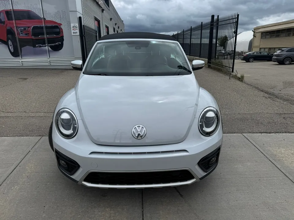 Volkswagen Beetle 2018 photo 2