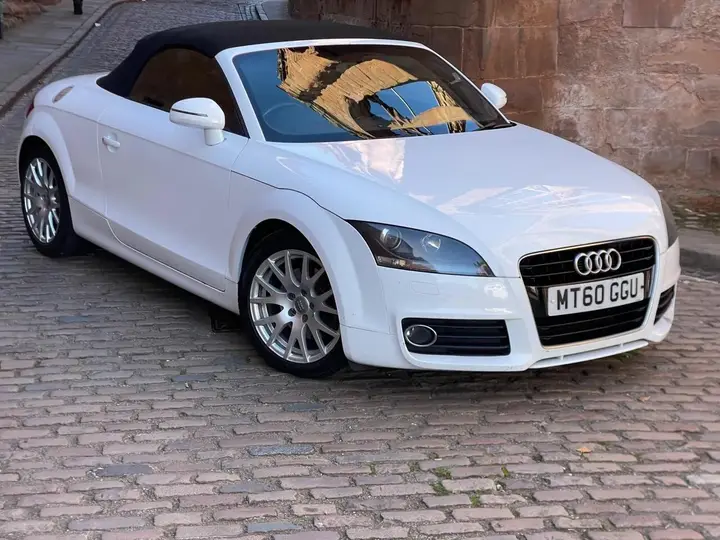 Audi Tt 2011 photo 3