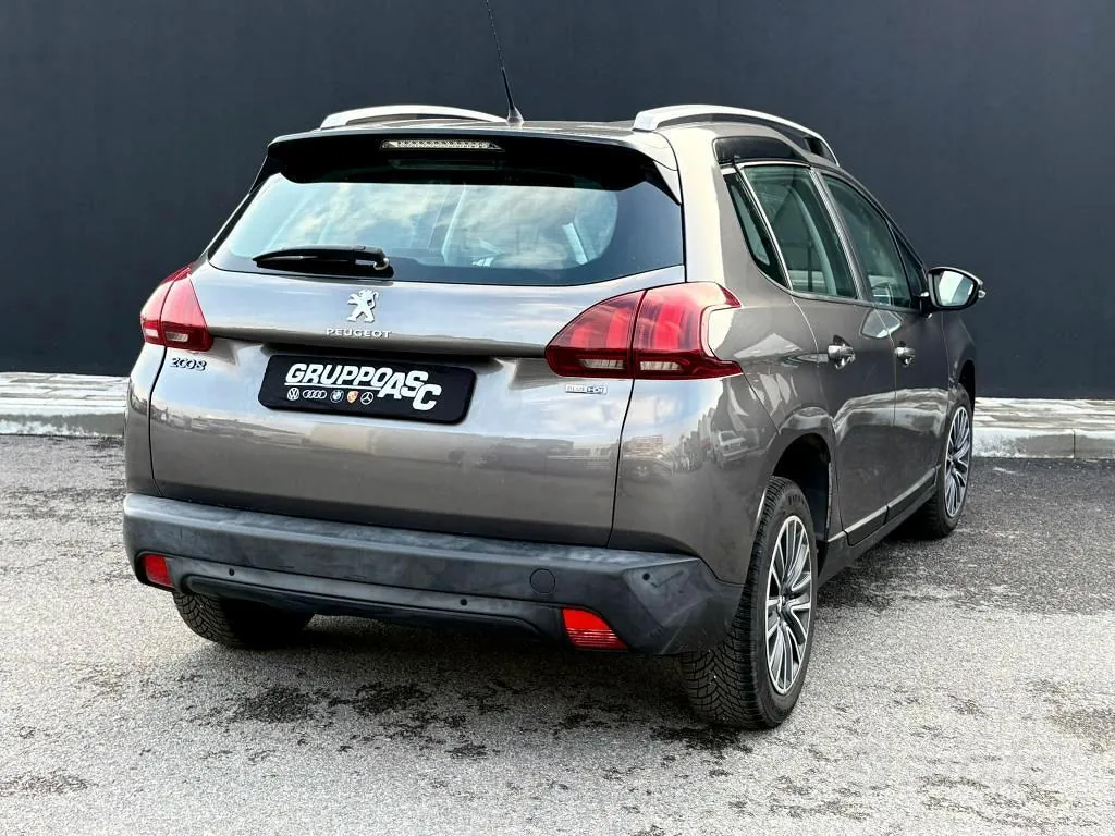 Peugeot 2008 2016 photo 5