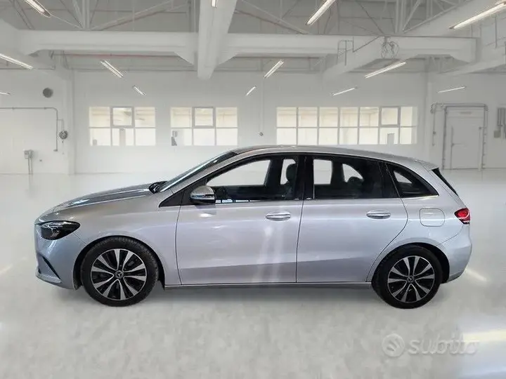 Mercedes-Benz B 180 2021 photo 5