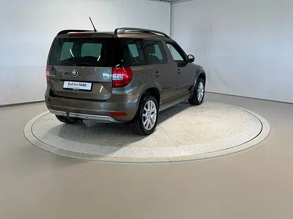 Skoda Yeti 2015 photo 3