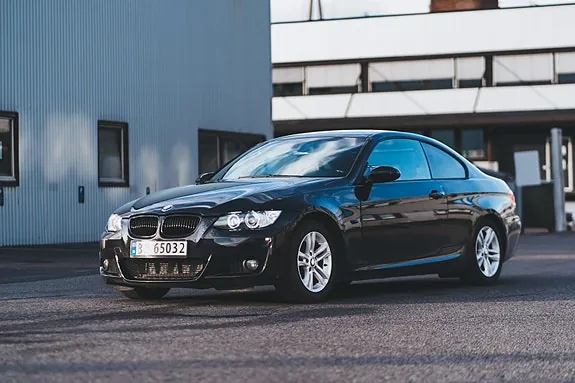 BMW 320D 2008 photo 3