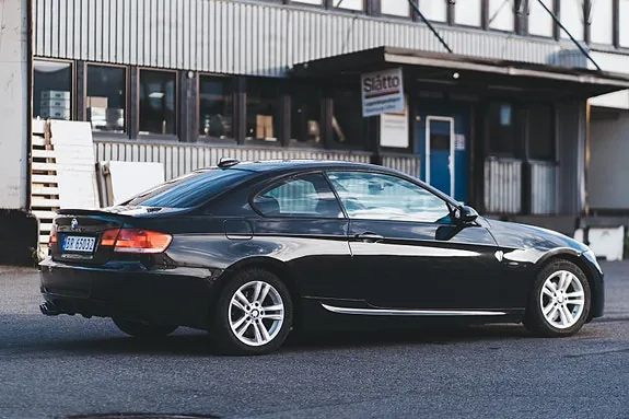 BMW 320D 2008 photo 5