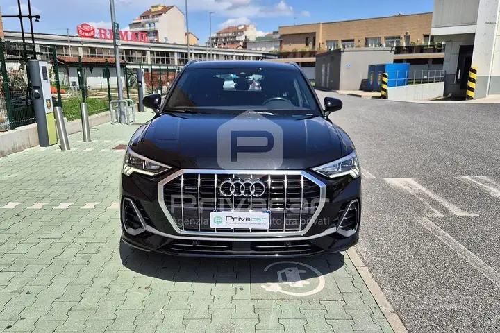 Audi Q3 2020 photo 2