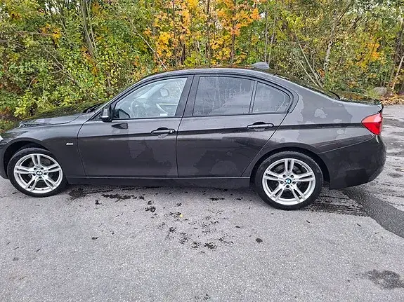 BMW 318D 2018 photo 4