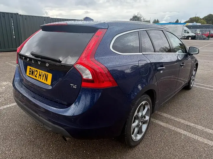 Volvo V60 2012 photo 4