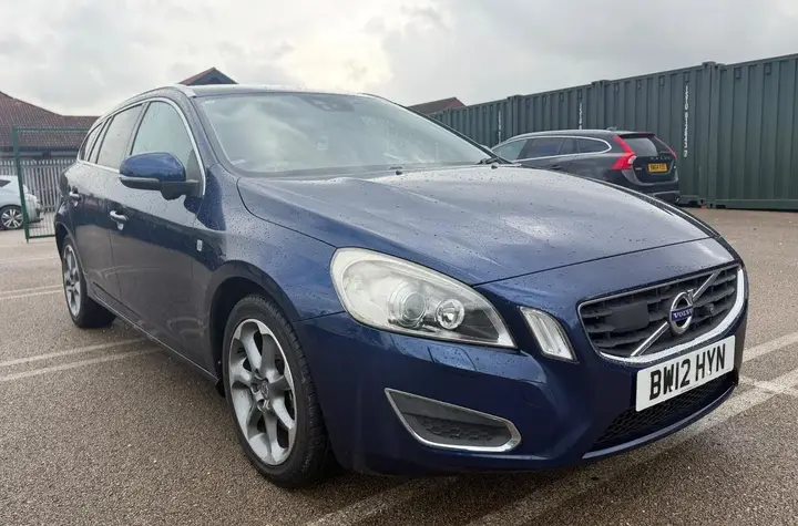 Volvo V60 2012 photo 2