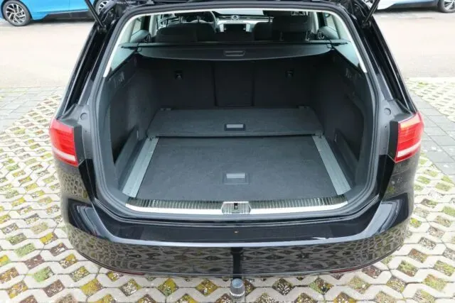 Volkswagen Passat 2019 photo 3