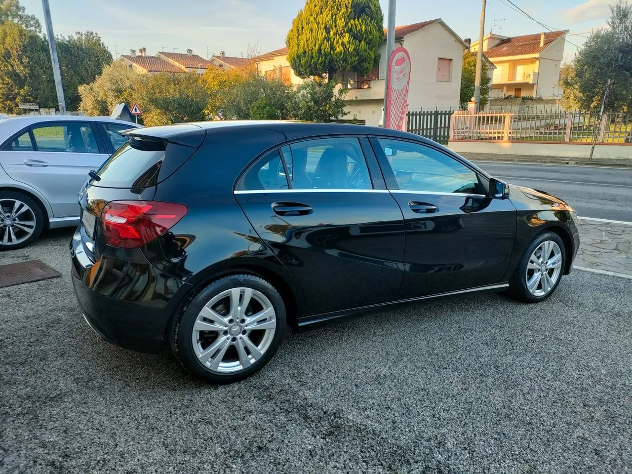 Mercedes-Benz A 200 2017 photo 4