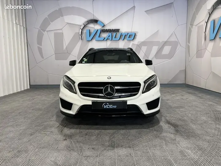 Mercedes-Benz Gla 2014 photo 2