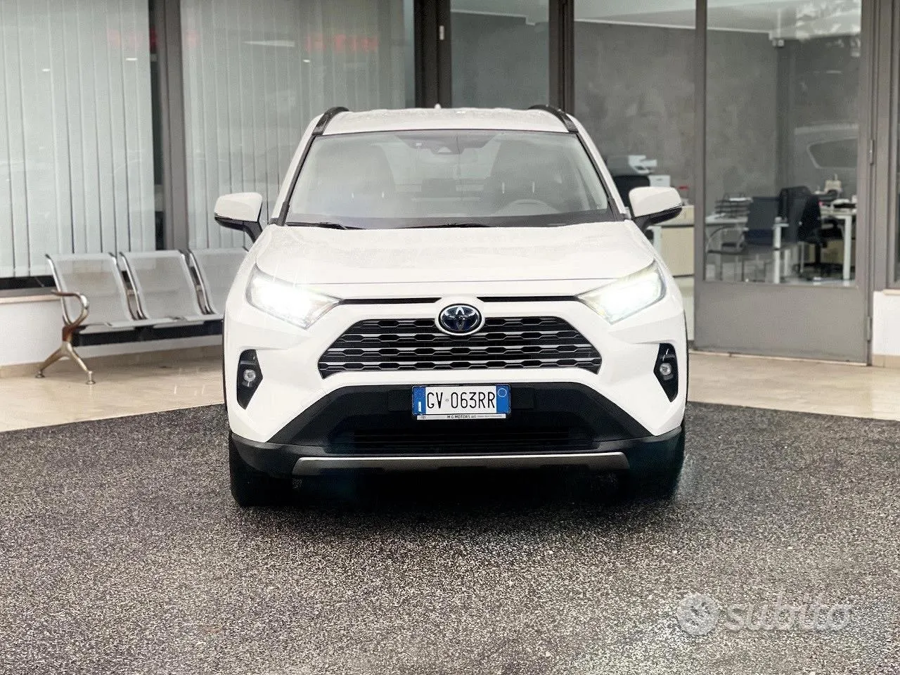Toyota Rav4 2024 photo 2